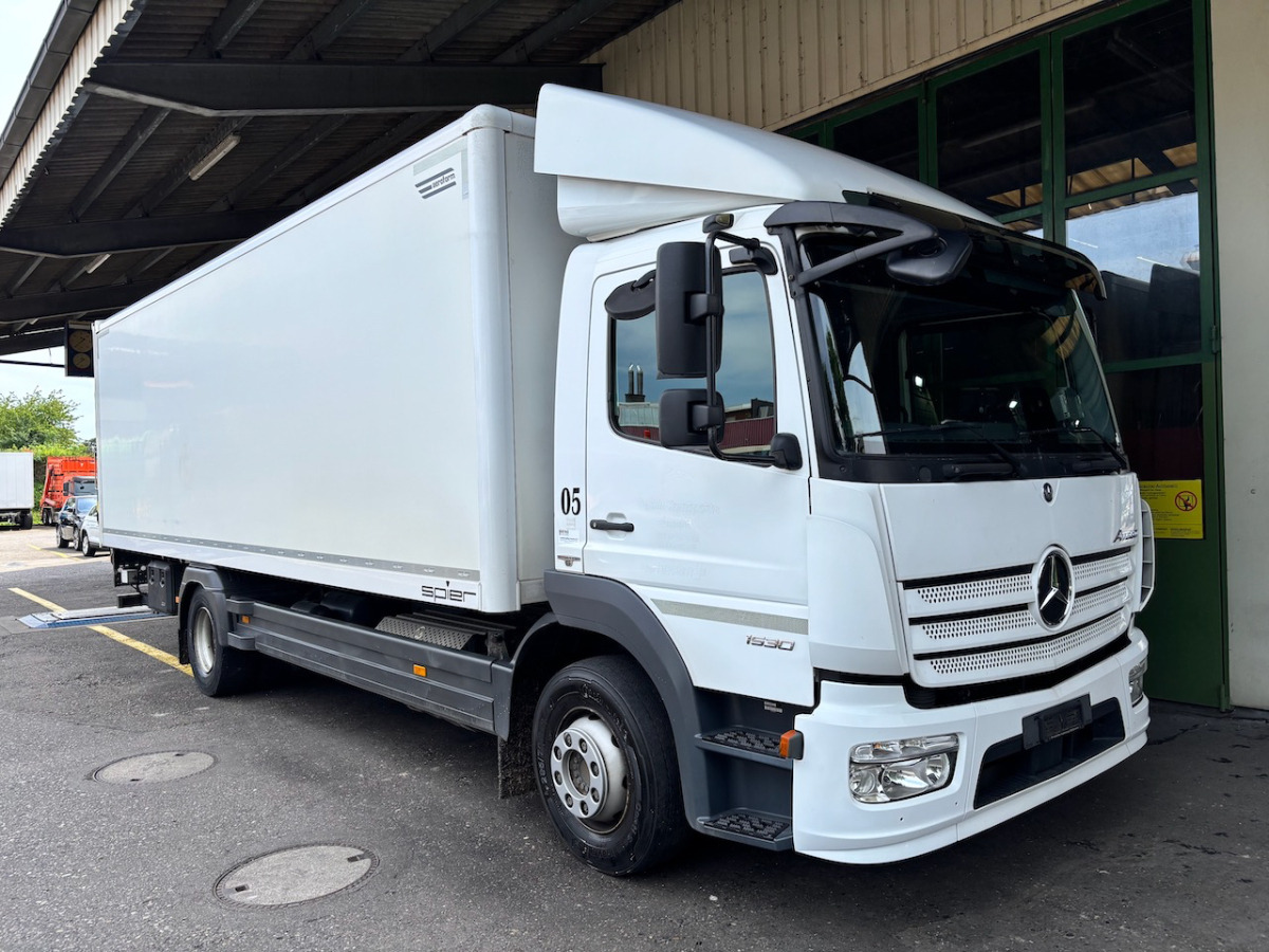 MERCEDES Atego 1530 - Dobozos felépítményű teherautó: 1 kép. MERCEDES Atego 1530 - Dobozos felépítményű teherautó: 1 kép.