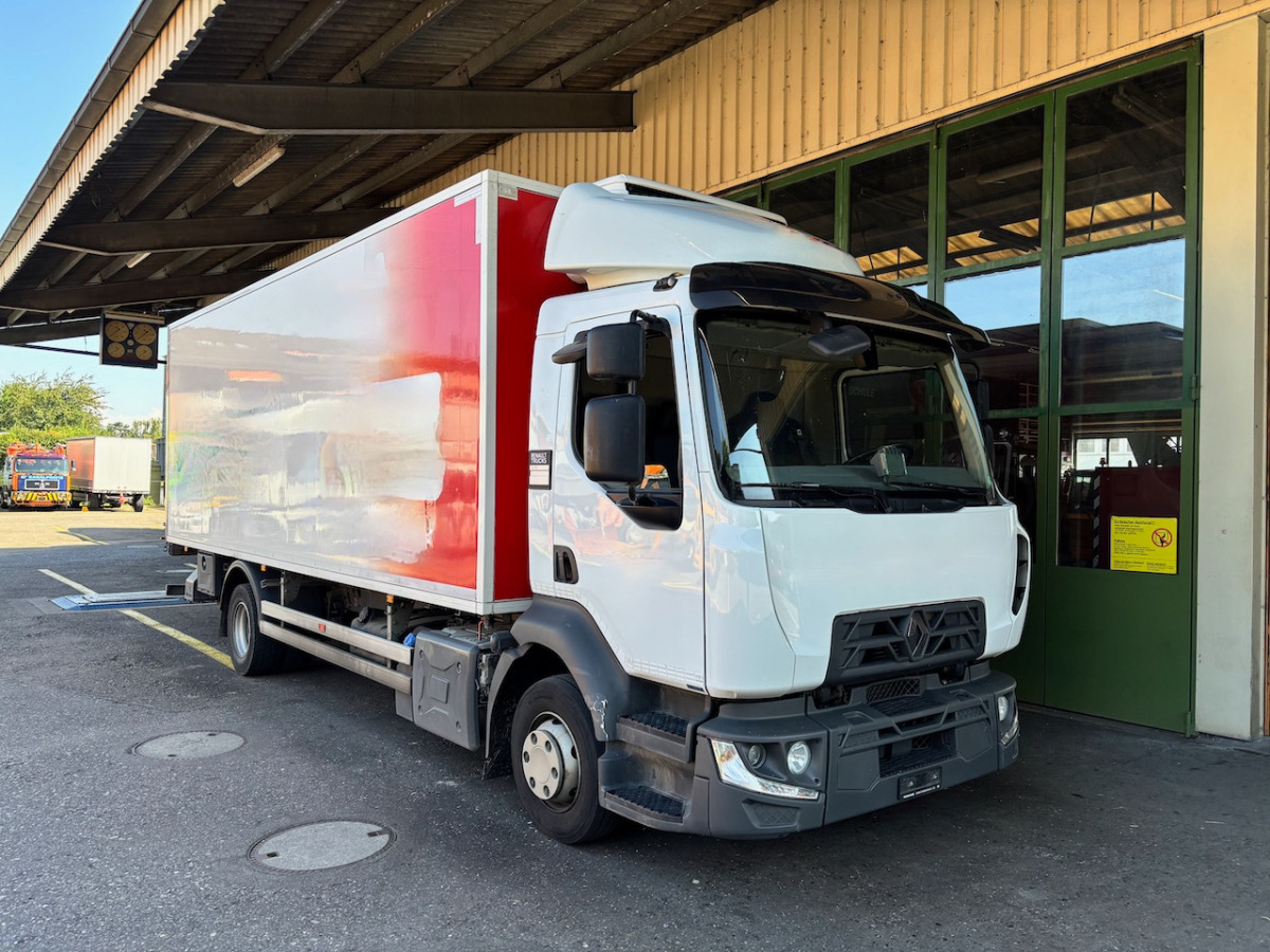 RENAULT D12.240 - Hűtős teherautó: 1 kép. RENAULT D12.240 - Hűtős teherautó: 1 kép.