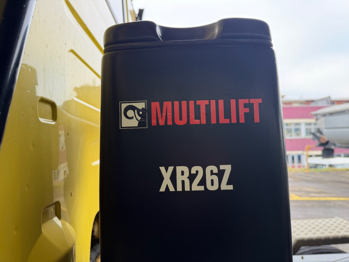 Horgos rakodó teherautó SCANIA R450: 22 kép.