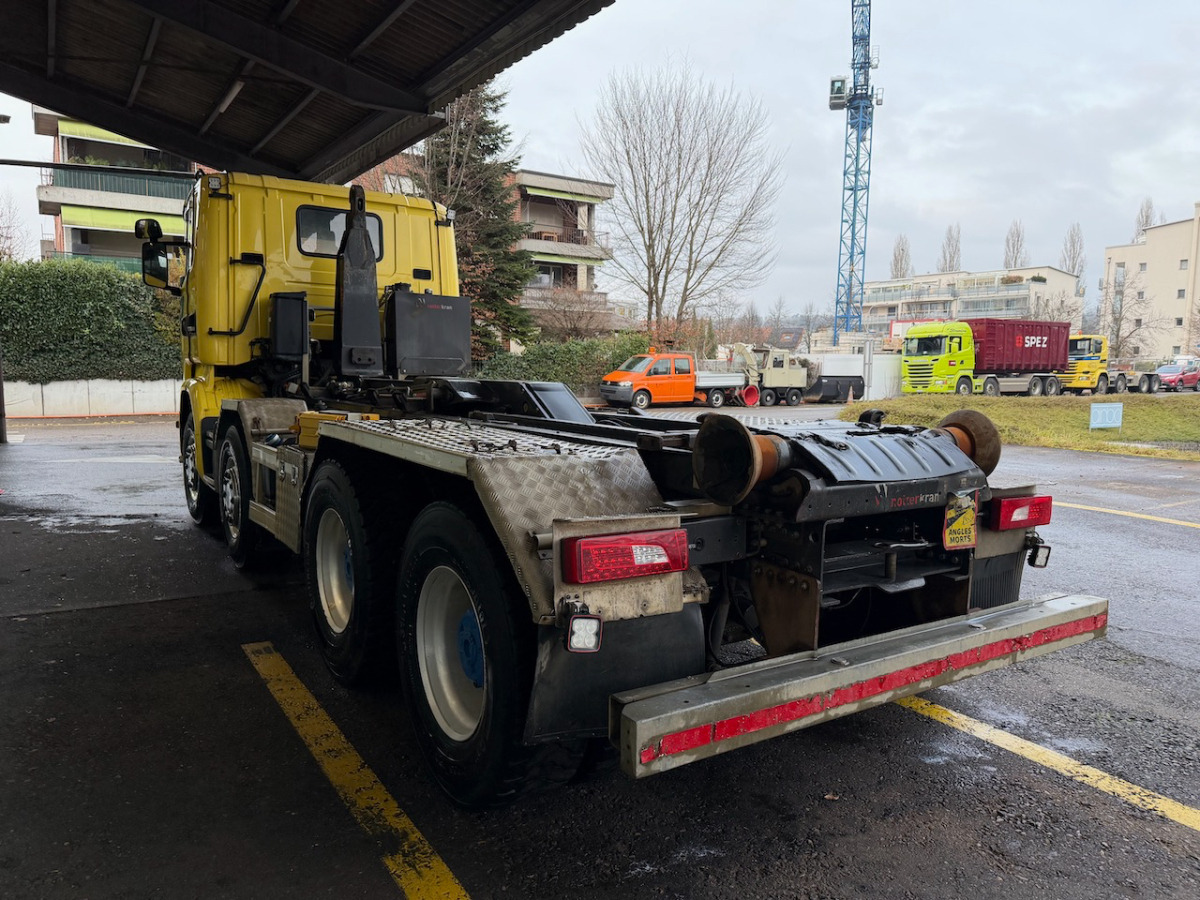 Horgos rakodó teherautó SCANIA R450: 15 kép.