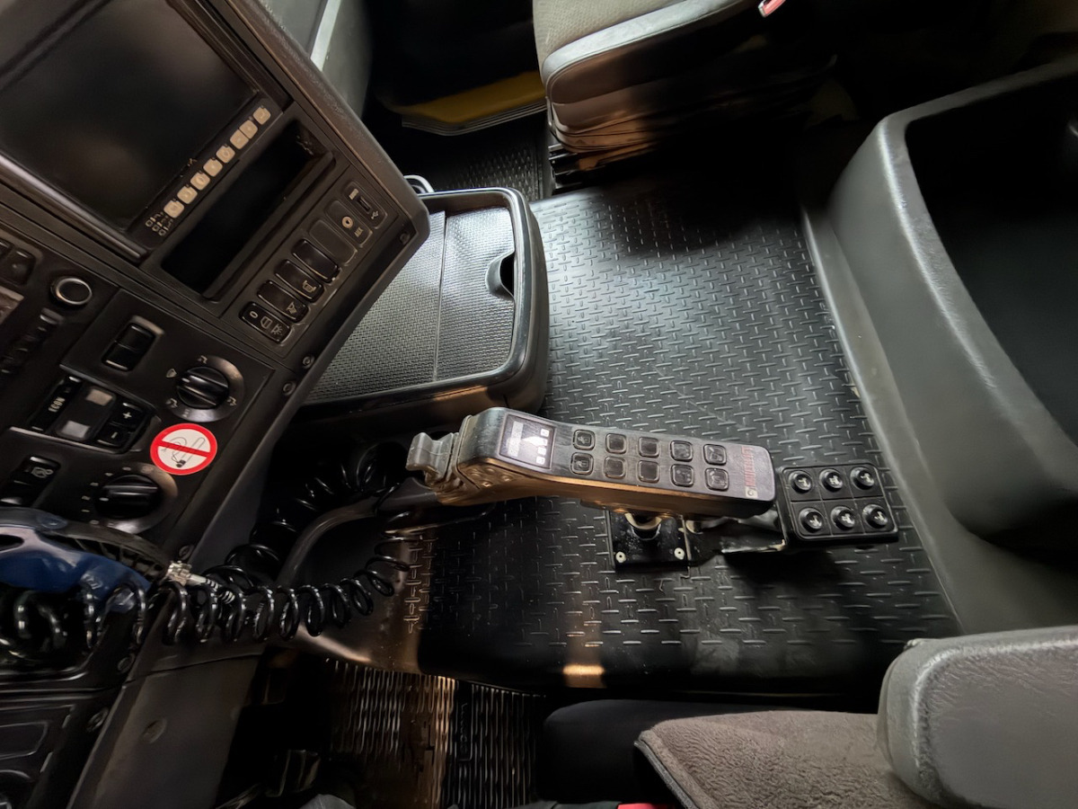 SCANIA R450 - Horgos rakodó teherautó: 5 kép. SCANIA R450 - Horgos rakodó teherautó: 5 kép.