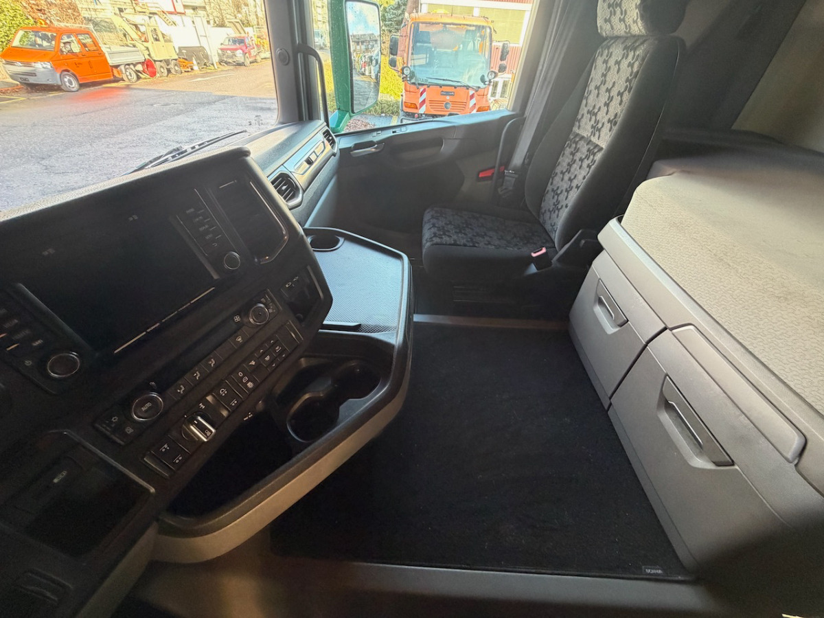 SCANIA R500 B 6x2 - Darus autó: 5 kép. SCANIA R500 B 6x2 - Darus autó: 5 kép.