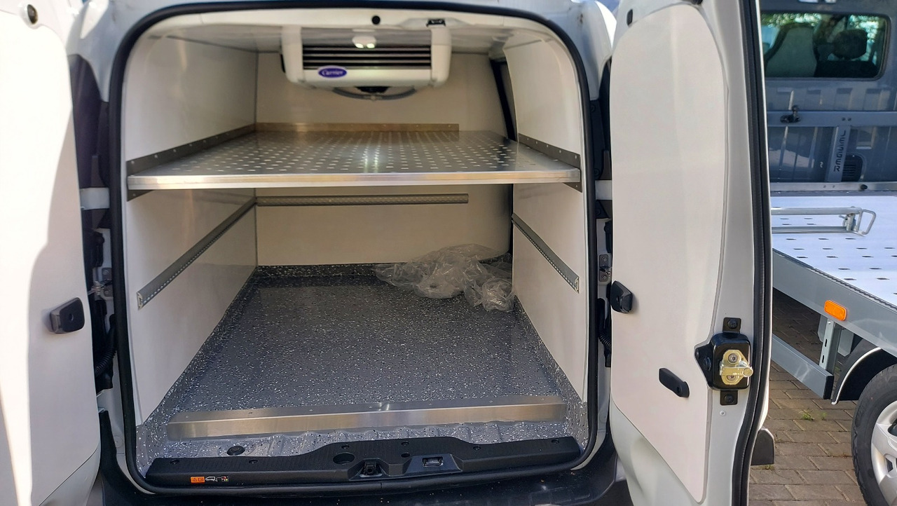 Renault Kangoo Lang Kühlkasten - Hűtős kisteherautó: 1 kép. Renault Kangoo Lang Kühlkasten - Hűtős kisteherautó: 1 kép.