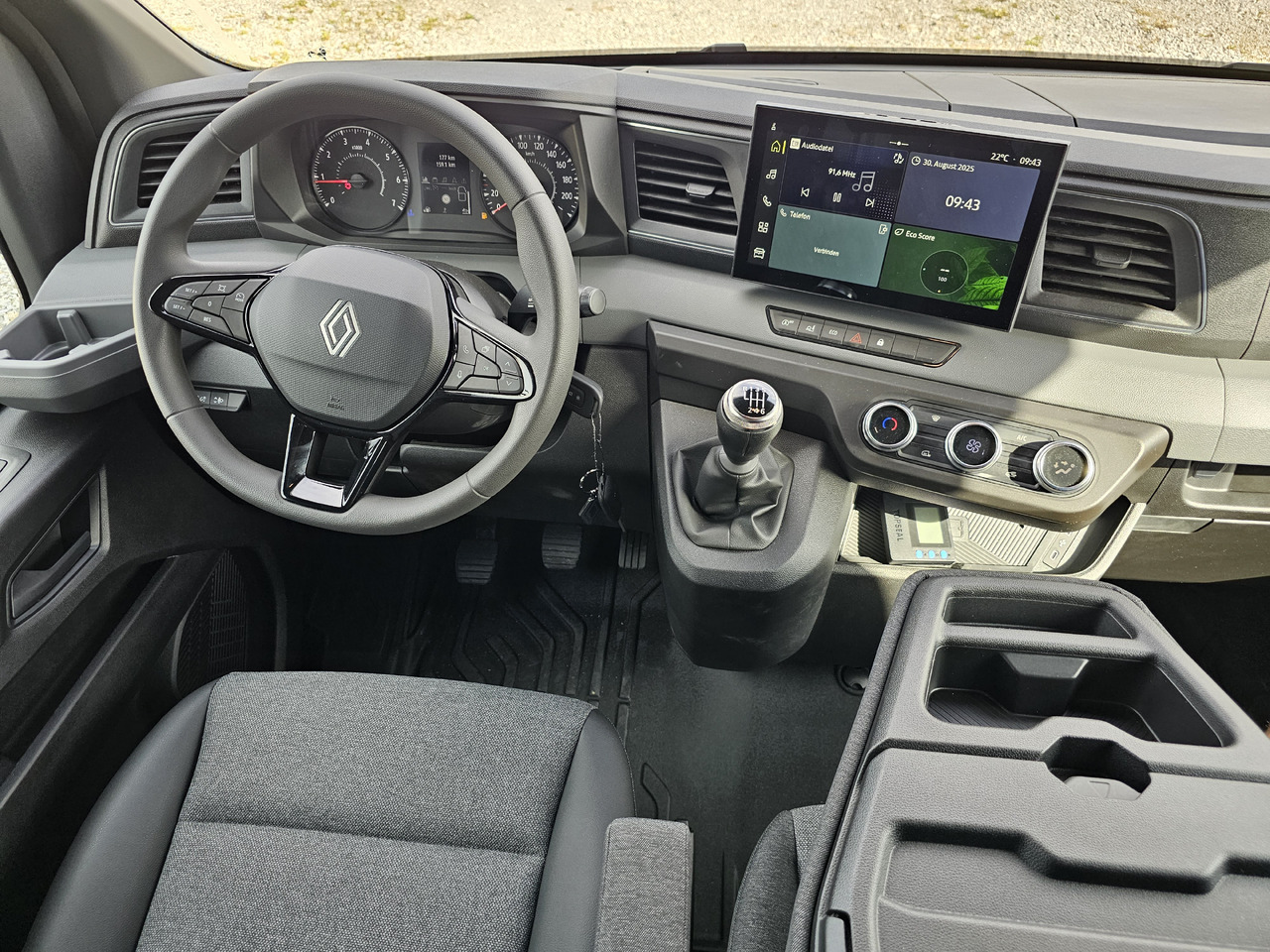 Renault Master 170 8 Pal Dachspoiler - Ponyvás kisteherautó: 5 kép. Renault Master 170 8 Pal Dachspoiler - Ponyvás kisteherautó: 5 kép.