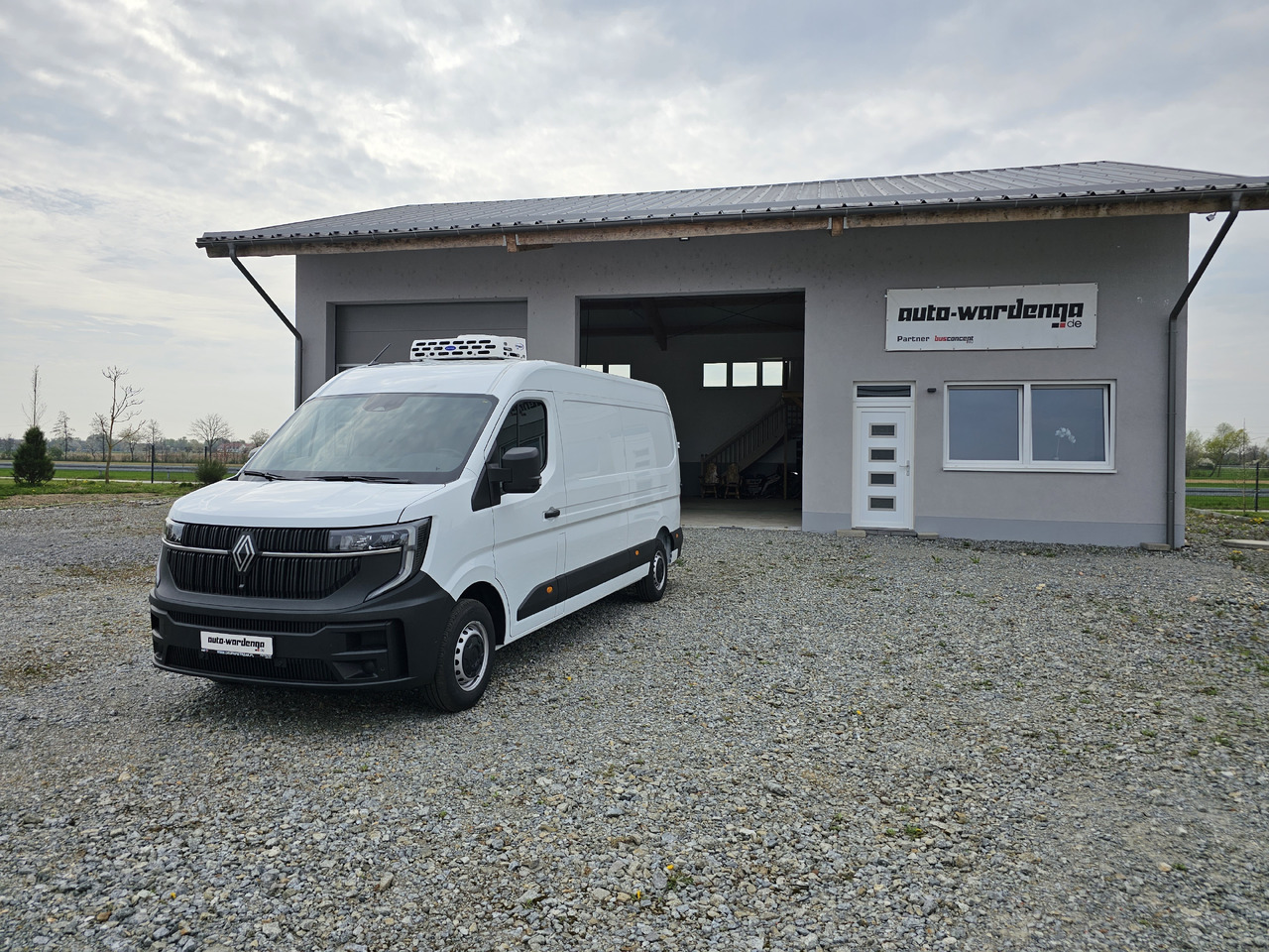 Renault Master 170 L3H2 Kühlkasten 220V Standkühlung - Hűtős kisteherautó: 5 kép. Renault Master 170 L3H2 Kühlkasten 220V Standkühlung - Hűtős kisteherautó: 5 kép.
