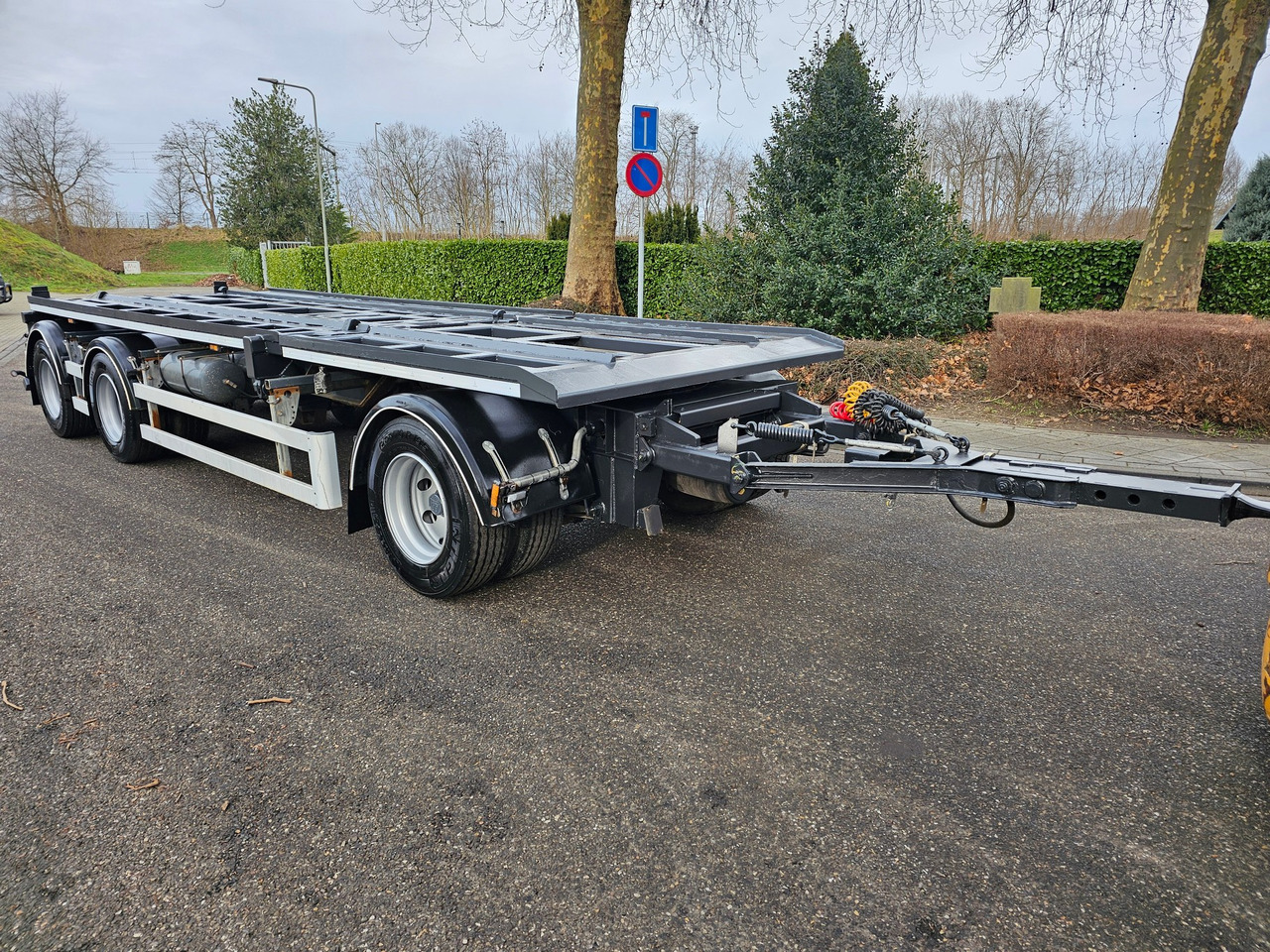CMT PT 12-20 - Multiliftes/ Konténerszállító pótkocsi: 5 kép. CMT PT 12-20 - Multiliftes/ Konténerszállító pótkocsi: 5 kép.