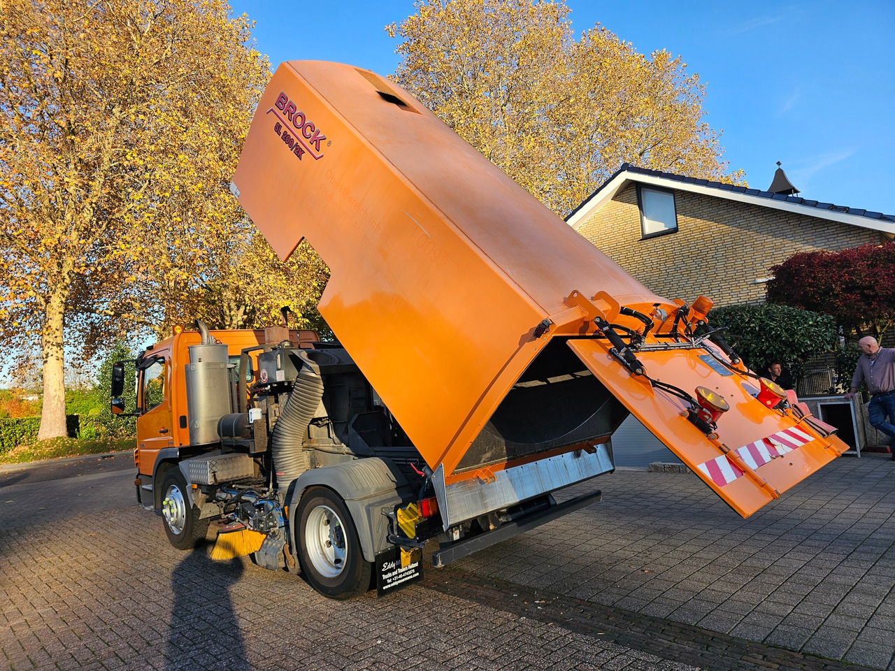 Mercedes Benz Atergo 1518 - Utcaseprő gép: 2 kép. Mercedes Benz Atergo 1518 - Utcaseprő gép: 2 kép.