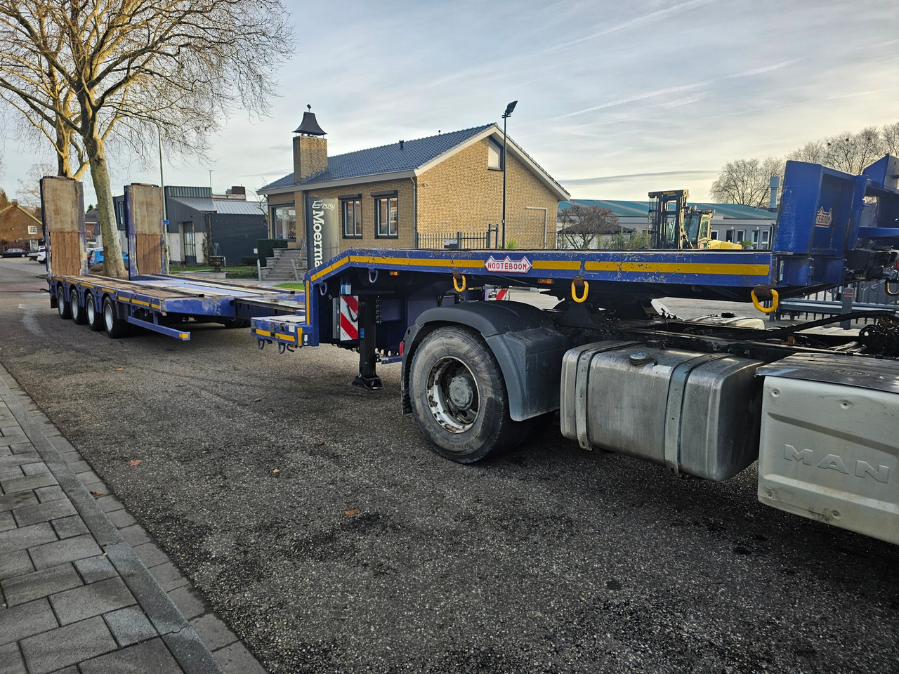 Nooteboom OSD-73-04V Telescopic - Félpótkocsi mélybölcsős: 2 kép. Nooteboom OSD-73-04V Telescopic - Félpótkocsi mélybölcsős: 2 kép.