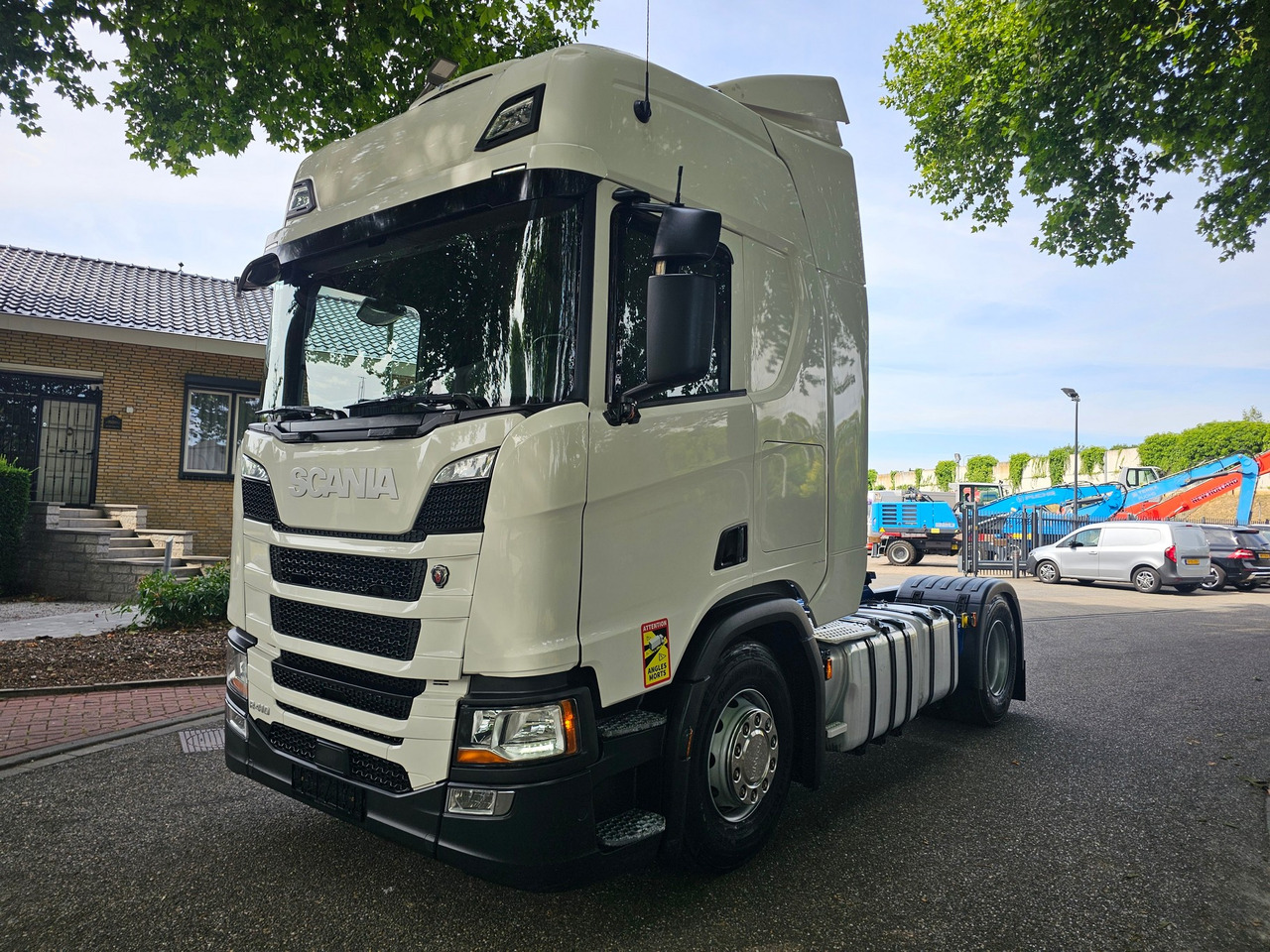 Scania R410 High ( SCR Only ) - Nyergesvontató: 3 kép. Scania R410 High ( SCR Only ) - Nyergesvontató: 3 kép.