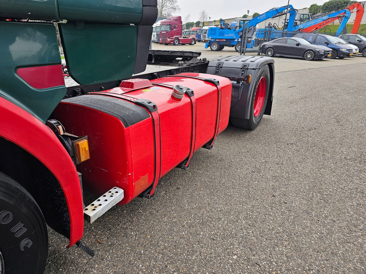 Nyergesvontató Scania R440 Topline: 13 kép.