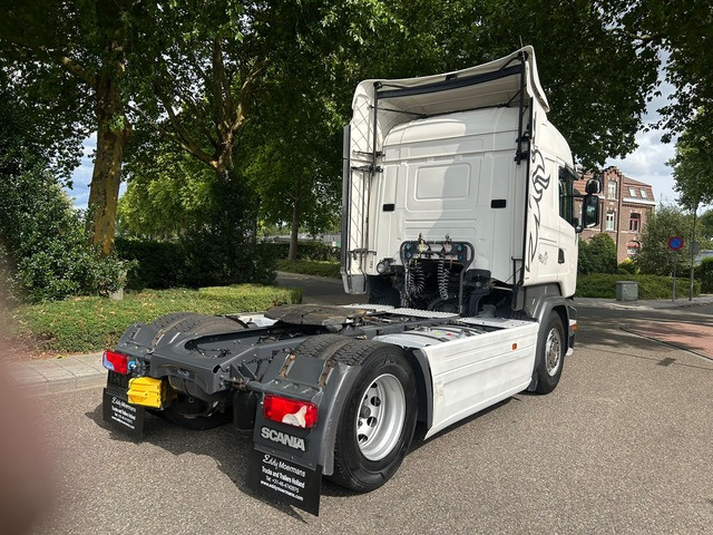 Scania R490 - Nyergesvontató: 3 kép. Scania R490 - Nyergesvontató: 3 kép.