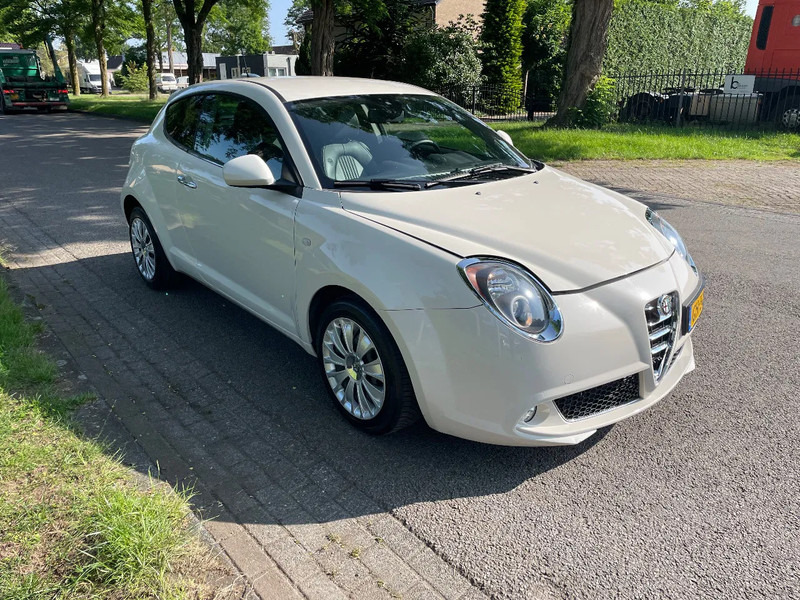 Alfa Romeo MiTo ZEER MOOI in prijs verlaagt - Hatchback: 1 kép. Alfa Romeo MiTo ZEER MOOI in prijs verlaagt - Hatchback: 1 kép.