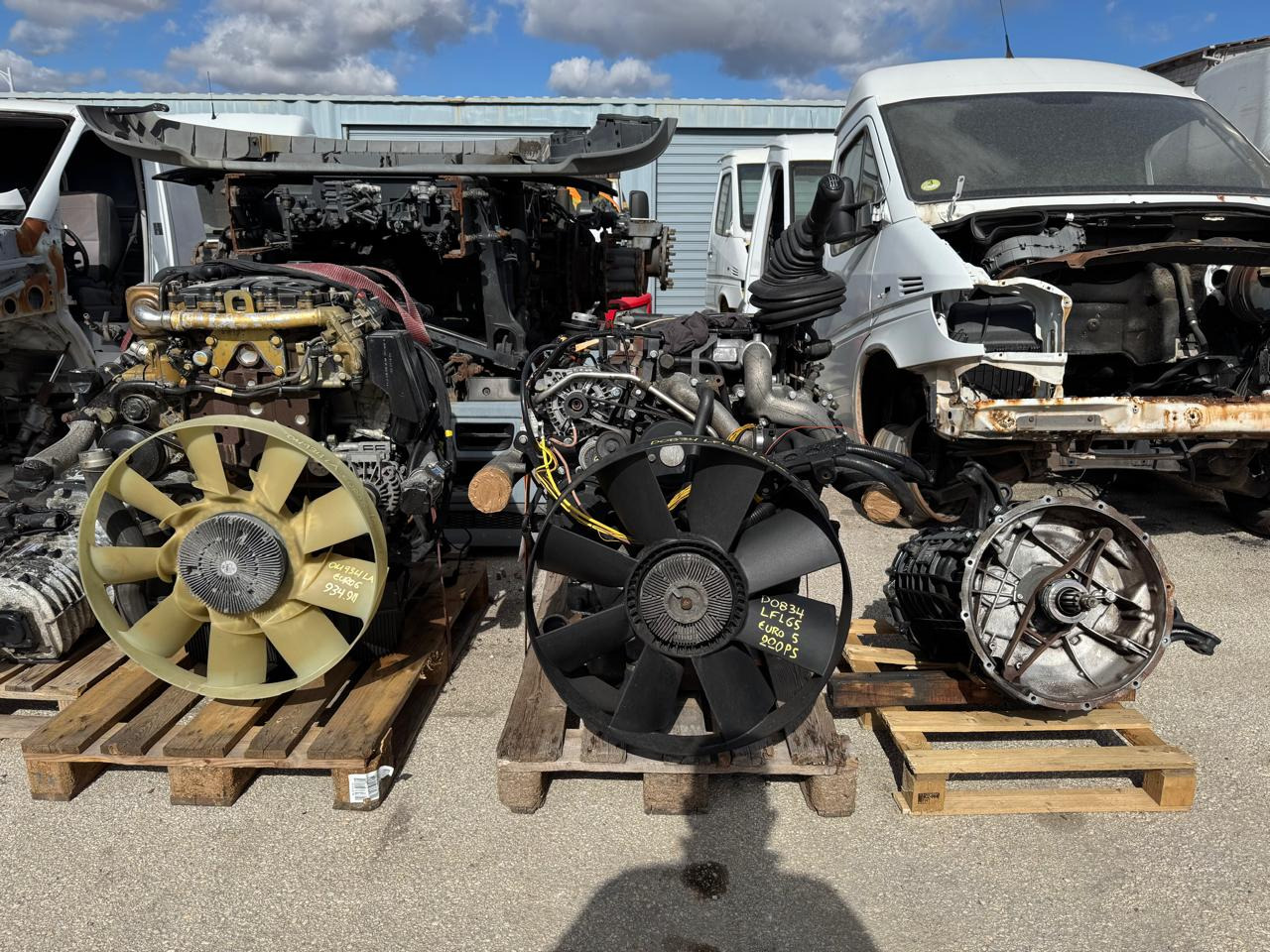 ENGINE MAN TGL D0834LFL64 180PS-LFL65 220PS EURO 5 - Motor és alkatrészek - Teherautó: 1 kép. ENGINE MAN TGL D0834LFL64 180PS-LFL65 220PS EURO 5 - Motor és alkatrészek - Teherautó: 1 kép.