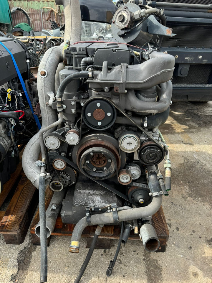 ENGINE MERCEDES ECONIC OM906LA EURO 3 280PS - Motor: 4 kép. ENGINE MERCEDES ECONIC OM906LA EURO 3 280PS - Motor: 4 kép.