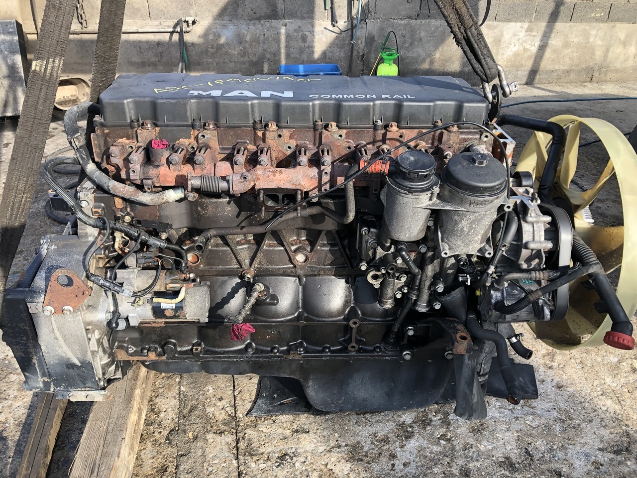 MAN D2066 430HP EURO 3 - Motor - Teherautó: 1 kép. MAN D2066 430HP EURO 3 - Motor - Teherautó: 1 kép.