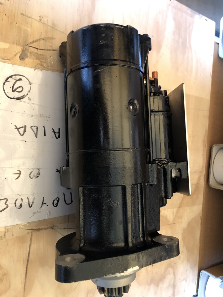 MAN STARTING MOTOR 24V MITSUBISHI - Indítómotor - Teherautó: 2 kép. MAN STARTING MOTOR 24V MITSUBISHI - Indítómotor - Teherautó: 2 kép.