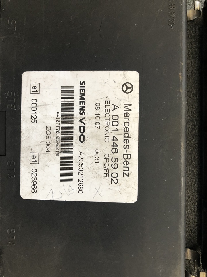 MERCEDES-BENZ ACTROS ECU FR/CPC - ECU - Teherautó: 2 kép. MERCEDES-BENZ ACTROS ECU FR/CPC - ECU - Teherautó: 2 kép.
