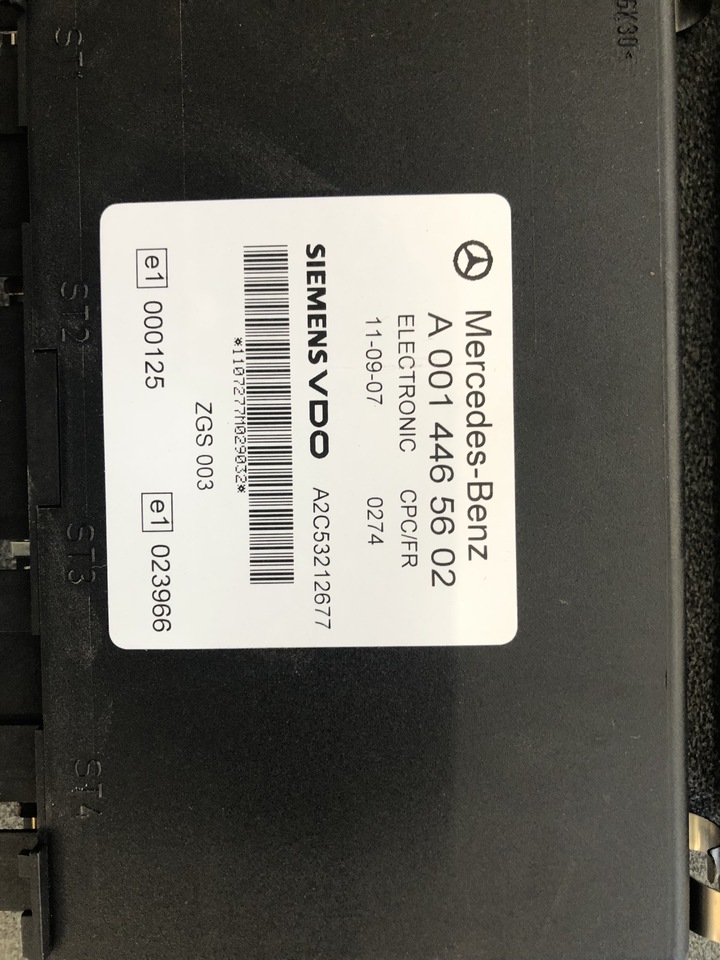 MERCEDES-BENZ ACTROS ECU FR/CPC - ECU - Teherautó: 3 kép. MERCEDES-BENZ ACTROS ECU FR/CPC - ECU - Teherautó: 3 kép.