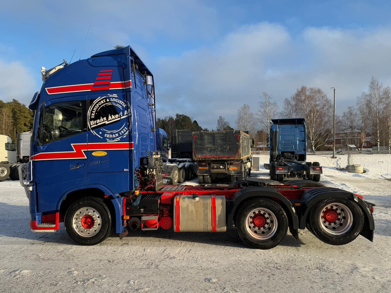 Volvo FH750 - Nyergesvontató: 5 kép. Volvo FH750 - Nyergesvontató: 5 kép.