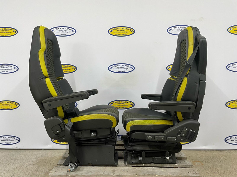 Volvo FH16 - Ülés: 3 kép. Volvo FH16 - Ülés: 3 kép.