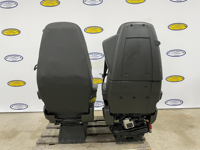 Volvo FH4 - Ülés: 4 kép. Volvo FH4 - Ülés: 4 kép.
