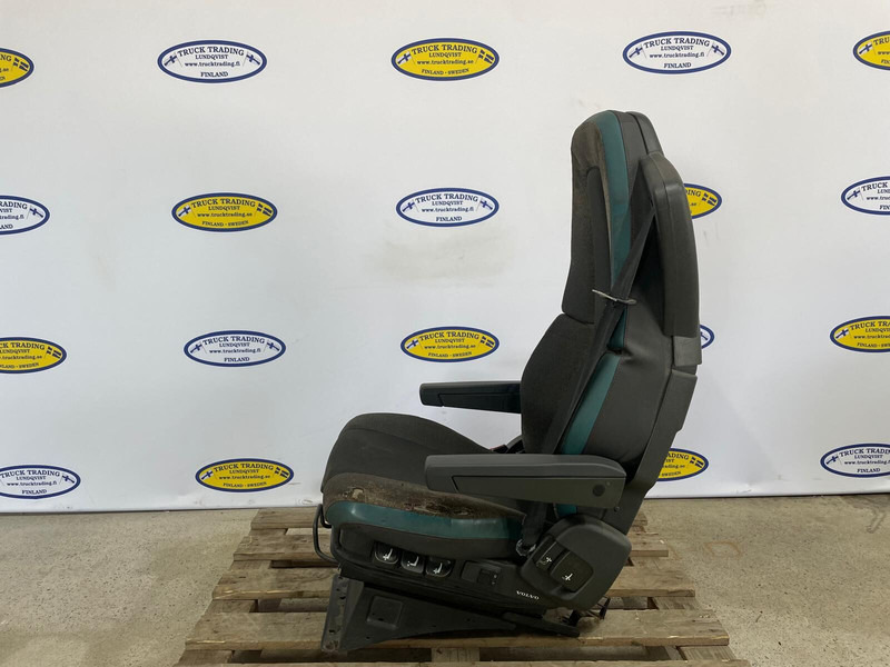 Volvo FM - Ülés: 3 kép. Volvo FM - Ülés: 3 kép.