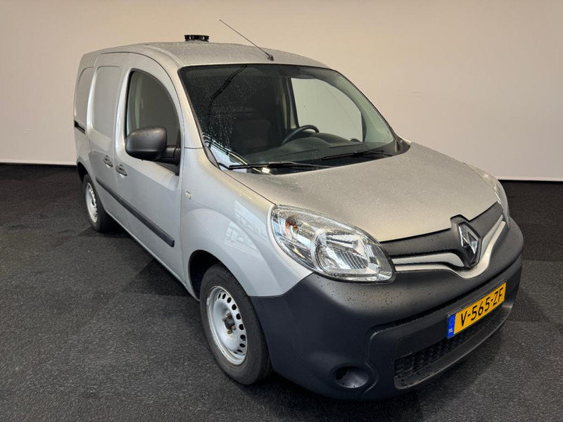 Renault Kangoo Kangoo Express dCi 75 Energy Comfort 4 h 2013 2 2016 3 - Kis furgon: 3 kép. Renault Kangoo Kangoo Express dCi 75 Energy Comfort 4 h 2013 2 2016 3 - Kis furgon: 3 kép.