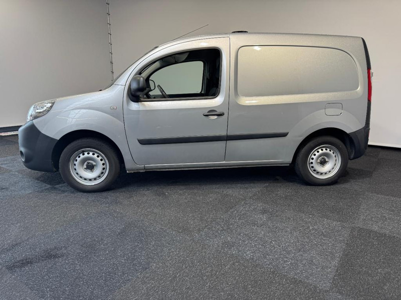 Renault Kangoo Kangoo Express dCi 75 Energy Comfort 4 h 2013 2 2016 3 - Kis furgon: 5 kép. Renault Kangoo Kangoo Express dCi 75 Energy Comfort 4 h 2013 2 2016 3 - Kis furgon: 5 kép.