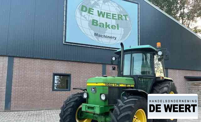 John Deere 2850 sa - Traktor: 2 kép. John Deere 2850 sa - Traktor: 2 kép.