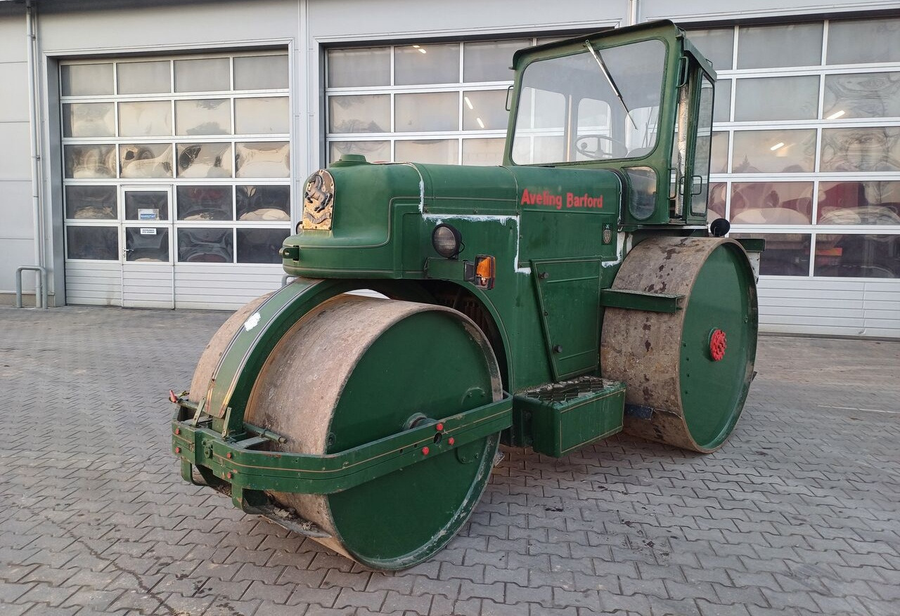 Barford Aveling DC012 - Úthenger: 1 kép. Barford Aveling DC012 - Úthenger: 1 kép.