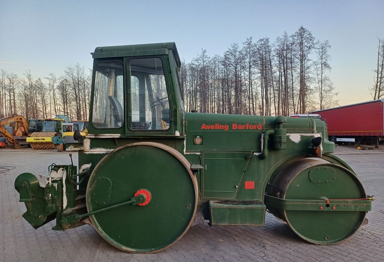 Barford Aveling DC012 - Úthenger: 3 kép. Barford Aveling DC012 - Úthenger: 3 kép.