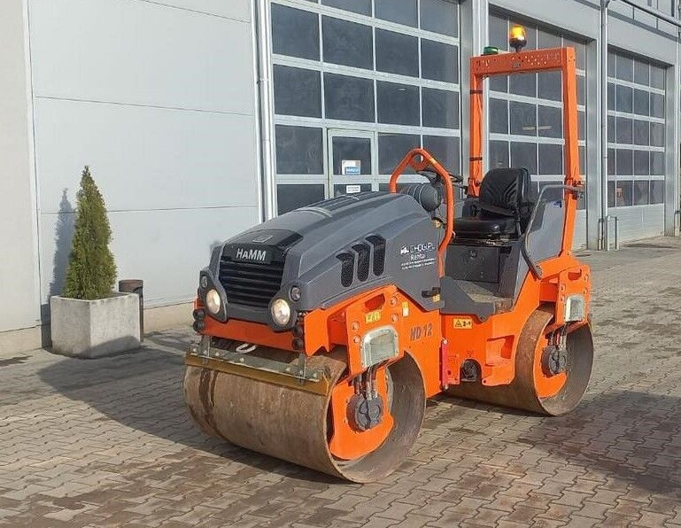 Hamm HD12 - Minihenger: 1 kép. Hamm HD12 - Minihenger: 1 kép.
