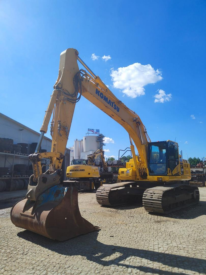 Komatsu PC290 - Lánctalpas kotró: 2 kép. Komatsu PC290 - Lánctalpas kotró: 2 kép.