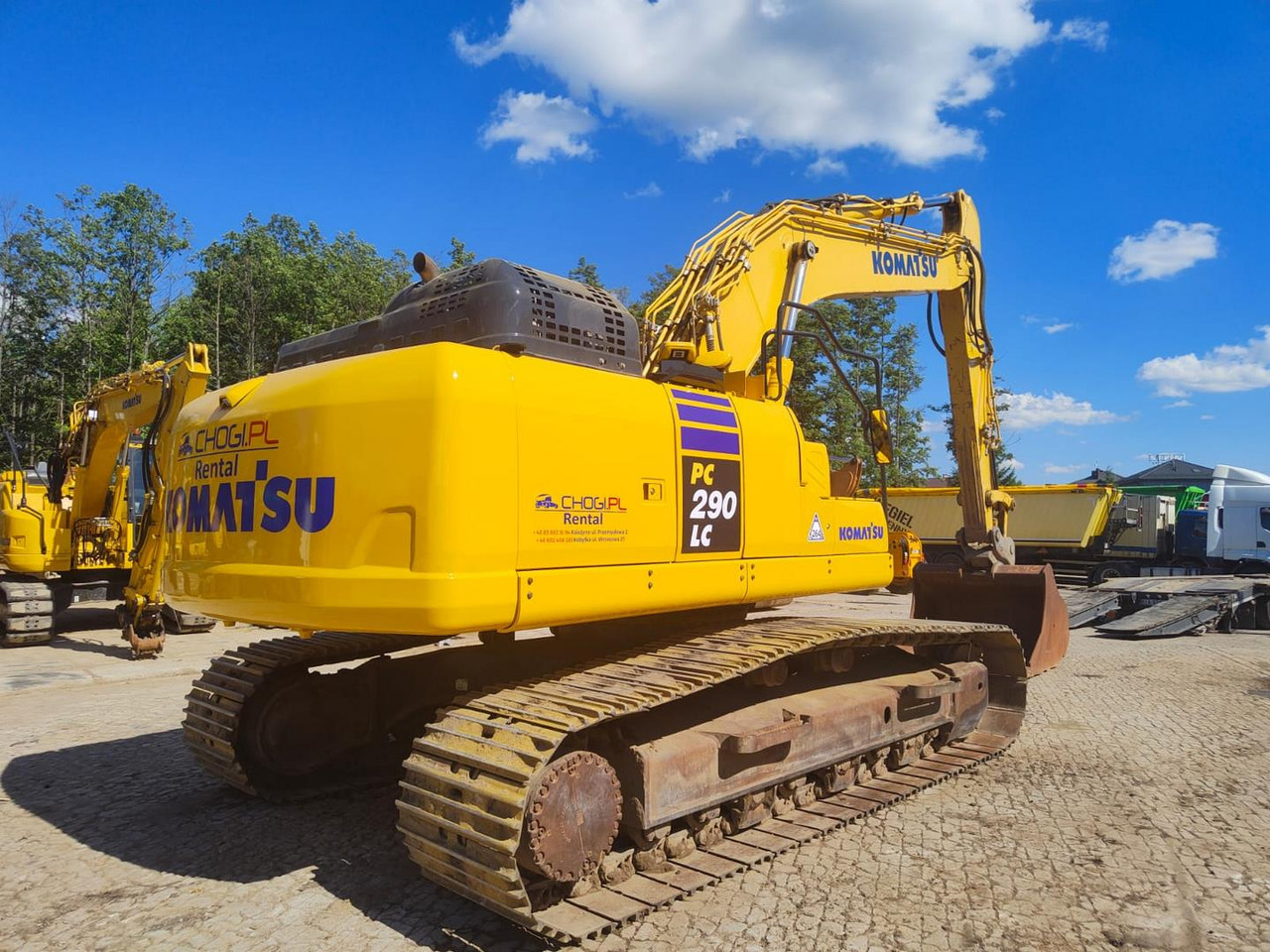 Komatsu PC290 - Lánctalpas kotró: 5 kép. Komatsu PC290 - Lánctalpas kotró: 5 kép.