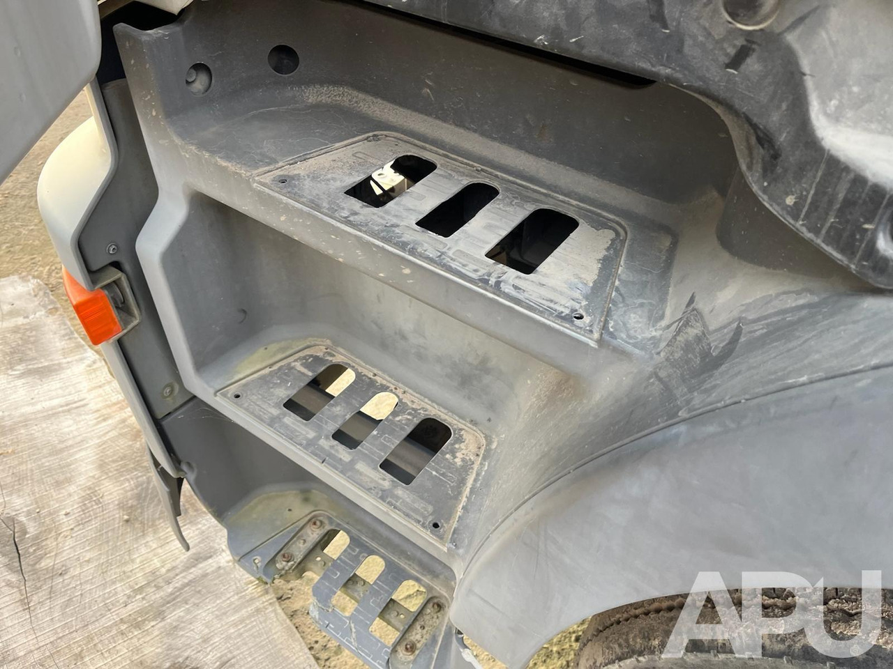 Mercedes-Benz Actros 2531L - Utcaseprő gép: 5 kép. Mercedes-Benz Actros 2531L - Utcaseprő gép: 5 kép.