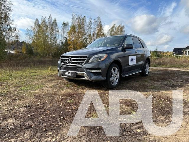 Mercedes-Benz ML350 4Matic AMG - Autó: 1 kép. Mercedes-Benz ML350 4Matic AMG - Autó: 1 kép.