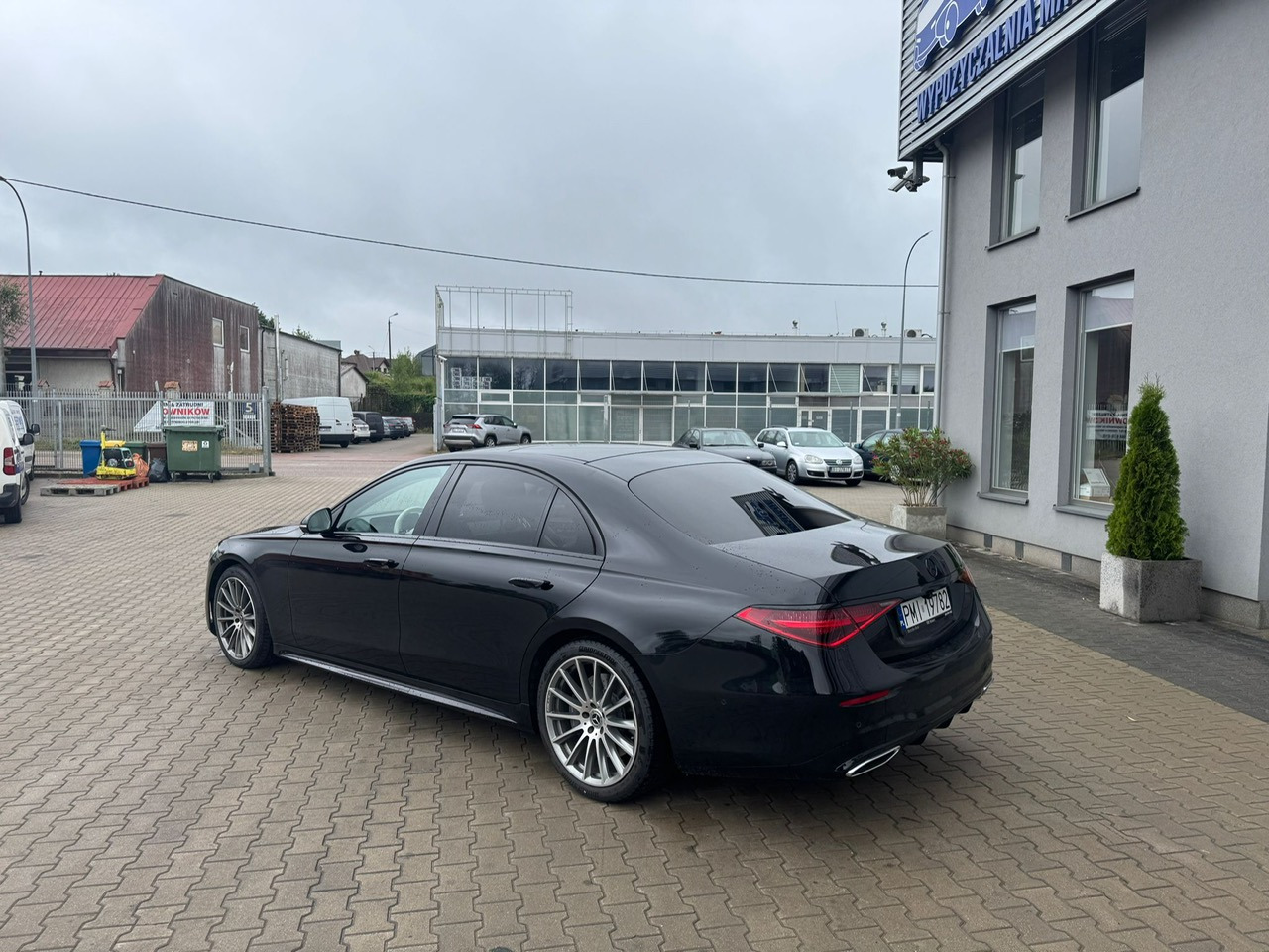 Mercedes-Benz S400 4 Matic LONG - Autó: 3 kép. Mercedes-Benz S400 4 Matic LONG - Autó: 3 kép.