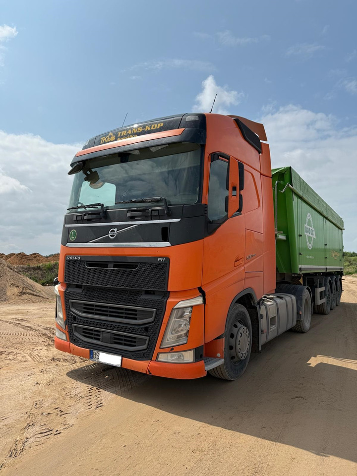 Volvo FH500 4×2 - Nyergesvontató: 5 kép. Volvo FH500 4×2 - Nyergesvontató: 5 kép.