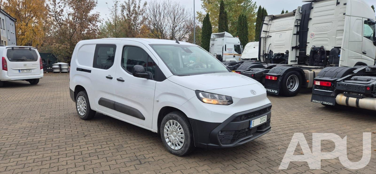 TOYOTA Proace City MC24 - Duplakabinos kisteherautó: 1 kép. TOYOTA Proace City MC24 - Duplakabinos kisteherautó: 1 kép.