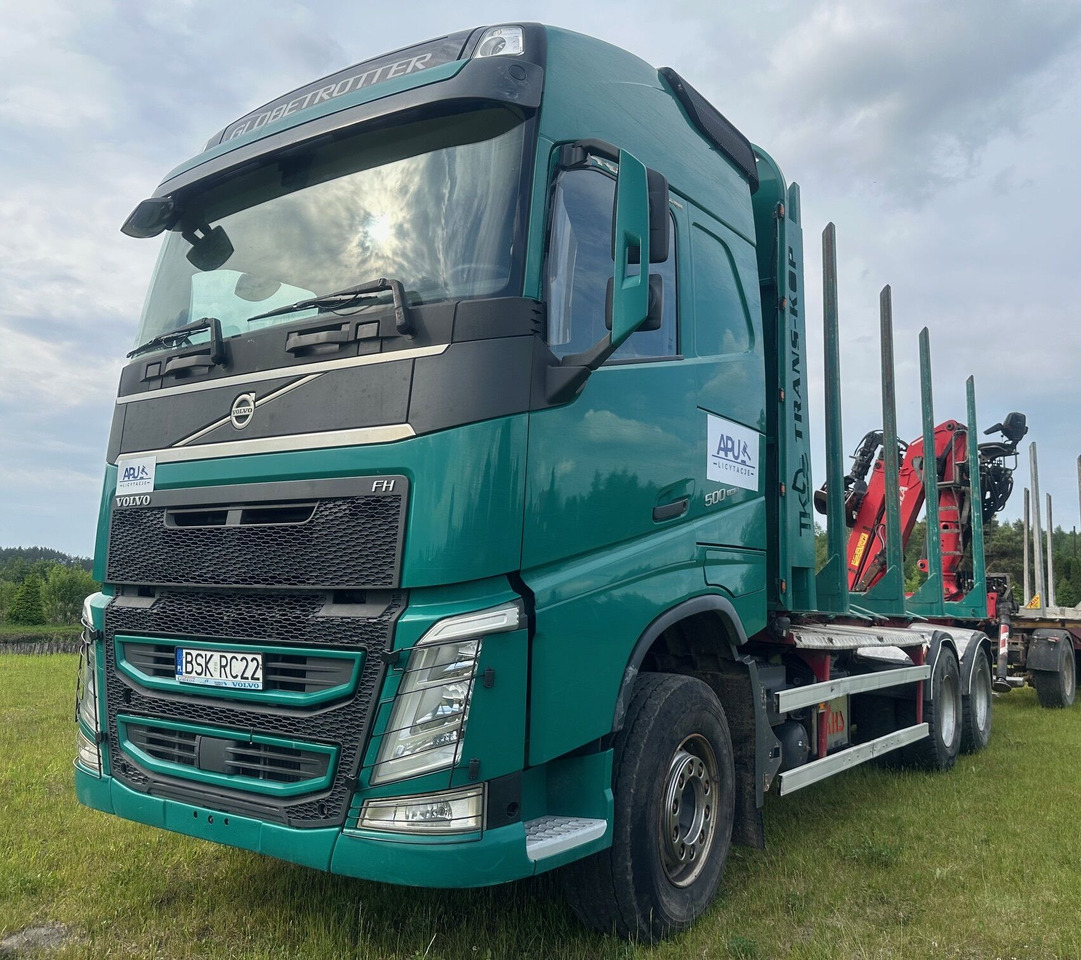 VOLVO FH500 do przewozu drewna - Rönkszállító teherautó, Darus autó: 1 kép. VOLVO FH500 do przewozu drewna - Rönkszállító teherautó, Darus autó: 1 kép.