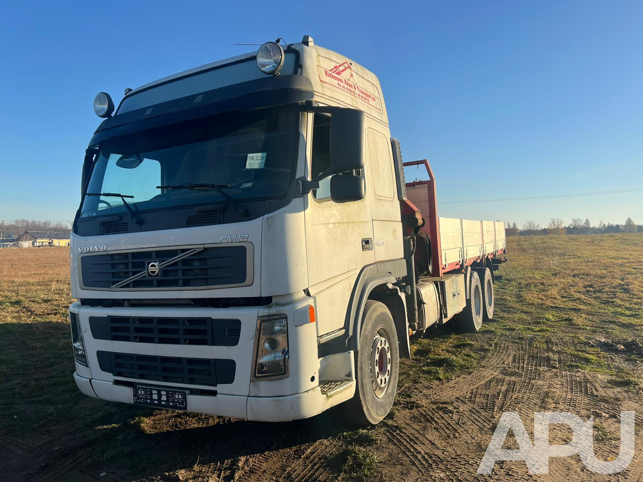 Volvo FM12 - Platós teherautó, Darus autó: 1 kép. Volvo FM12 - Platós teherautó, Darus autó: 1 kép.