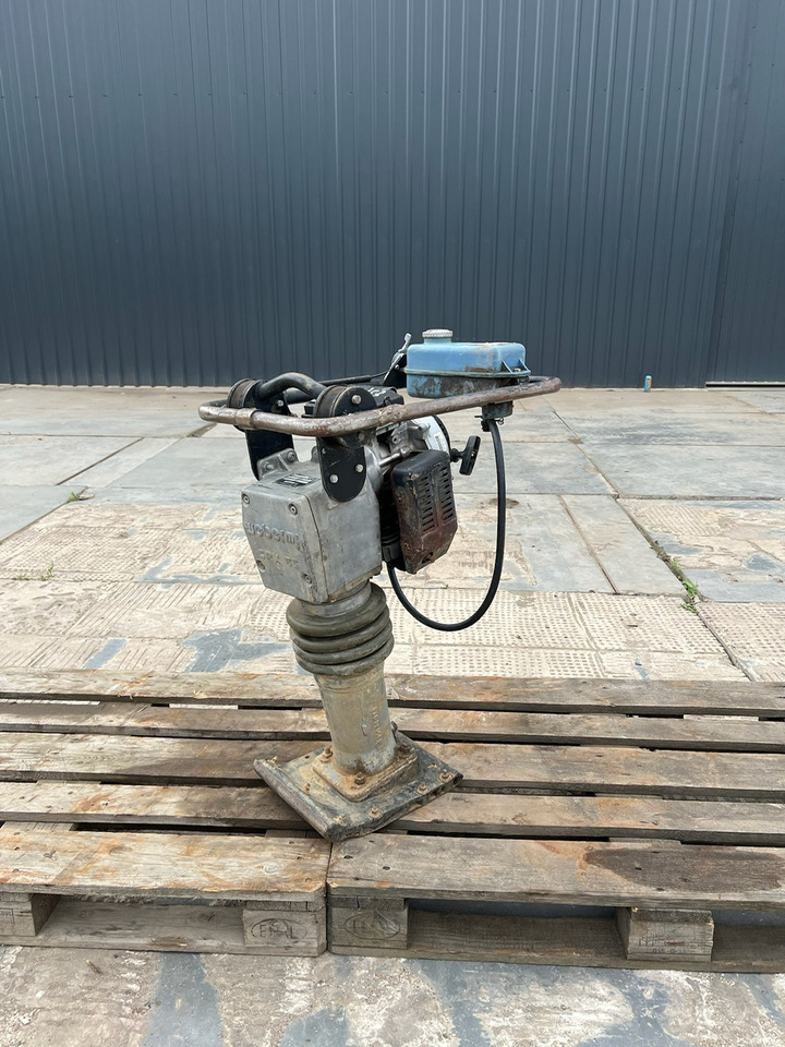 Ubijak WEBER MT SRX 65R-3 - Döngölőgép: 1 kép. Ubijak WEBER MT SRX 65R-3 - Döngölőgép: 1 kép.