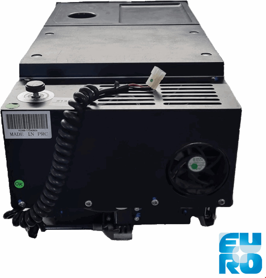 Fülke és belső tér - Teherautó 2133309U FRIGIDER DAF XF EURO 6 KOELBOX 40 LTR Used: 6 kép. Fülke és belső tér - Teherautó 2133309U FRIGIDER DAF XF EURO 6 KOELBOX 40 LTR Used: 6 kép.