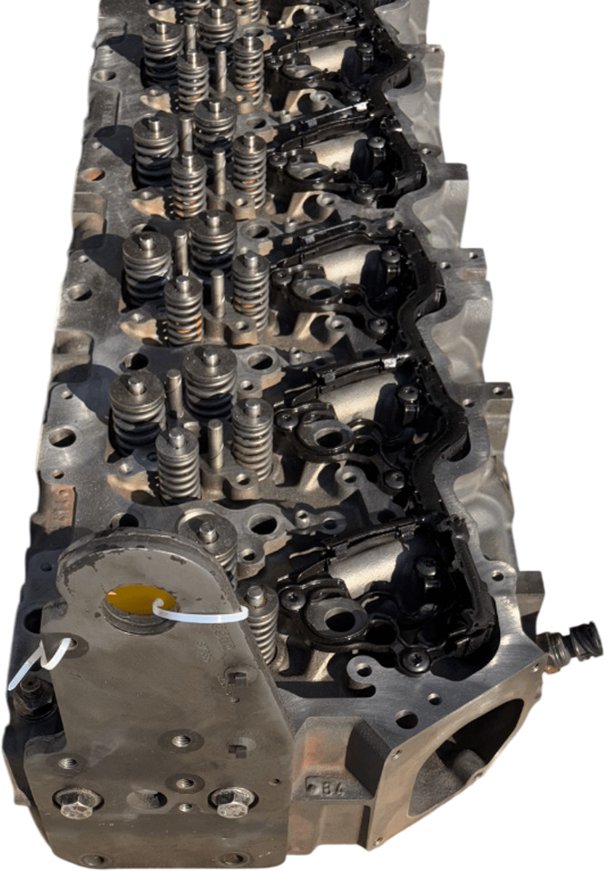 DAF XF 106 CILINDERKOP 460-510PK 2012-2018 MX-13 COMPLEET | GERECONDITIONEERD +BORG | 2190203 - Motor fej - Teherautó: 3 kép. DAF XF 106 CILINDERKOP 460-510PK 2012-2018 MX-13 COMPLEET | GERECONDITIONEERD +BORG | 2190203 - Motor fej - Teherautó: 3 kép.