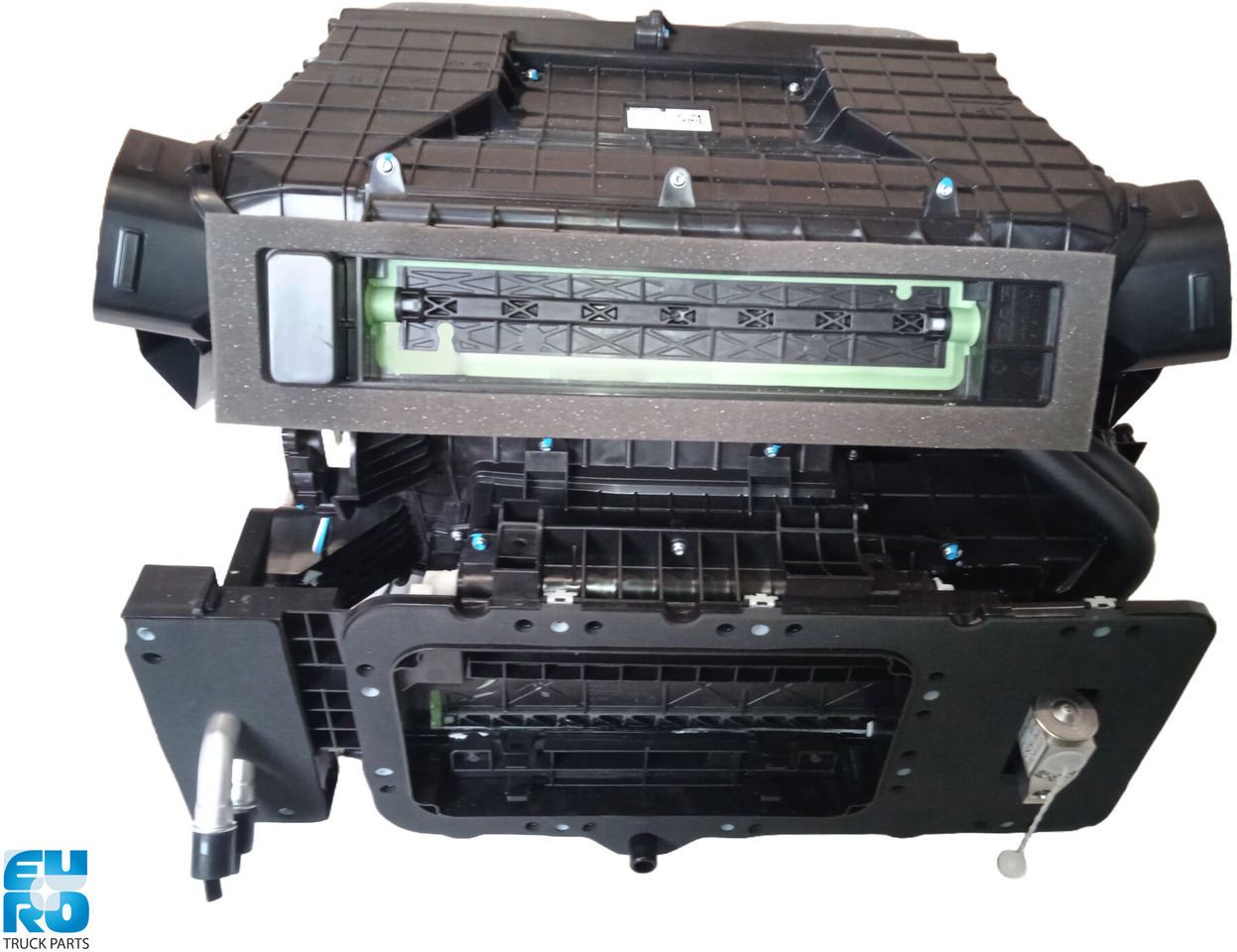 DAF XF 106 VERWARMING, CCC 2017- NIEUW 2302628 - Radiátor - Teherautó: 2 kép. DAF XF 106 VERWARMING, CCC 2017- NIEUW 2302628 - Radiátor - Teherautó: 2 kép.