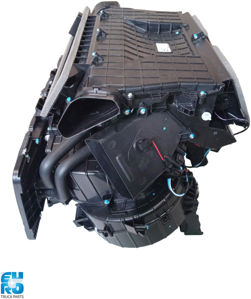 DAF XF 106 VERWARMING, CCC 2017- NIEUW 2302628 - Radiátor - Teherautó: 4 kép. DAF XF 106 VERWARMING, CCC 2017- NIEUW 2302628 - Radiátor - Teherautó: 4 kép.