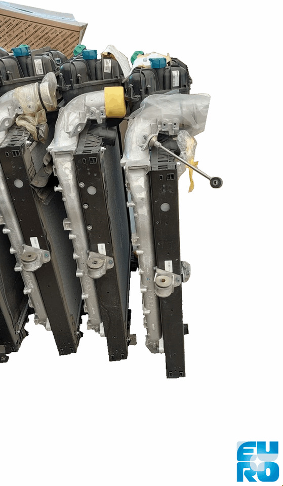RADIATOR+INTERCOOLER KIT NIEUWE OE MAN TGS 3, nieuwe generatie Kleinere cabine 000180 - Radiátor - Teherautó: 2 kép. RADIATOR+INTERCOOLER KIT NIEUWE OE MAN TGS 3, nieuwe generatie Kleinere cabine 000180 - Radiátor - Teherautó: 2 kép.
