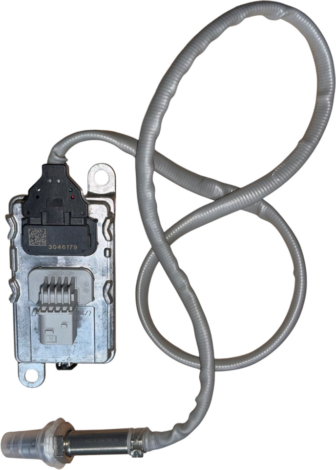 SCANIA NOX SENSOR 3046179 - Kipufogórendszer - Teherautó: 3 kép. SCANIA NOX SENSOR 3046179 - Kipufogórendszer - Teherautó: 3 kép.