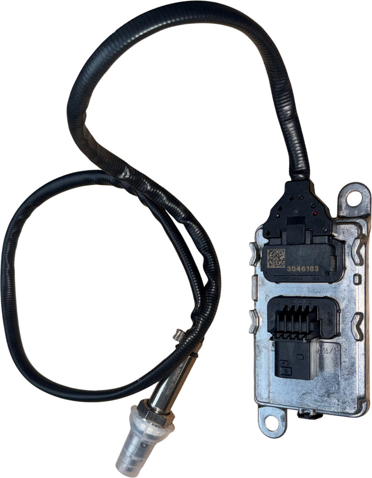 SCANIA NOX SENSOR 3046183 - Kipufogórendszer - Teherautó: 3 kép. SCANIA NOX SENSOR 3046183 - Kipufogórendszer - Teherautó: 3 kép.