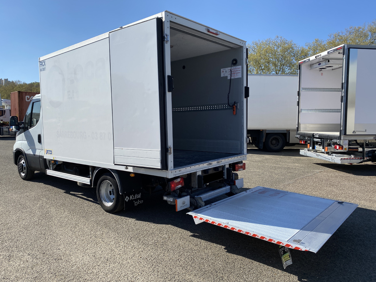 IVECO Daily 35C16 frigorifique Hayon - Hűtős kisteherautó: 4 kép. IVECO Daily 35C16 frigorifique Hayon - Hűtős kisteherautó: 4 kép.